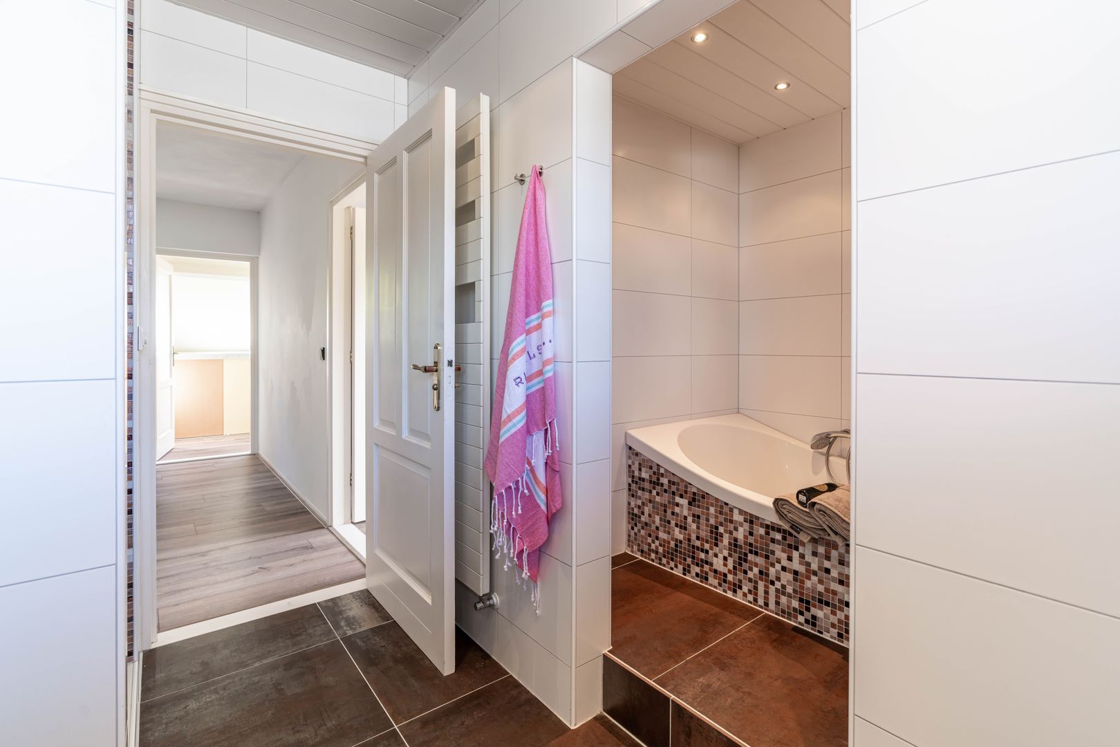 Landjonker 82, Poortugaal foto-36