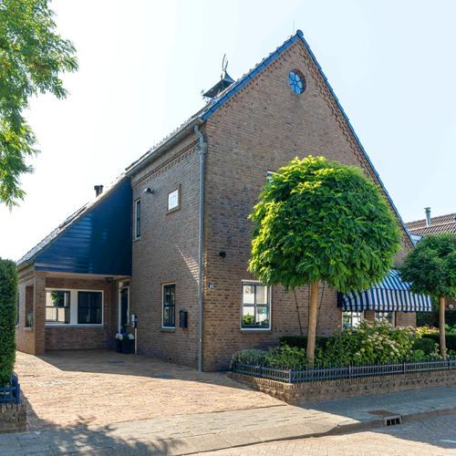Landjonker 82, Poortugaal foto-1
