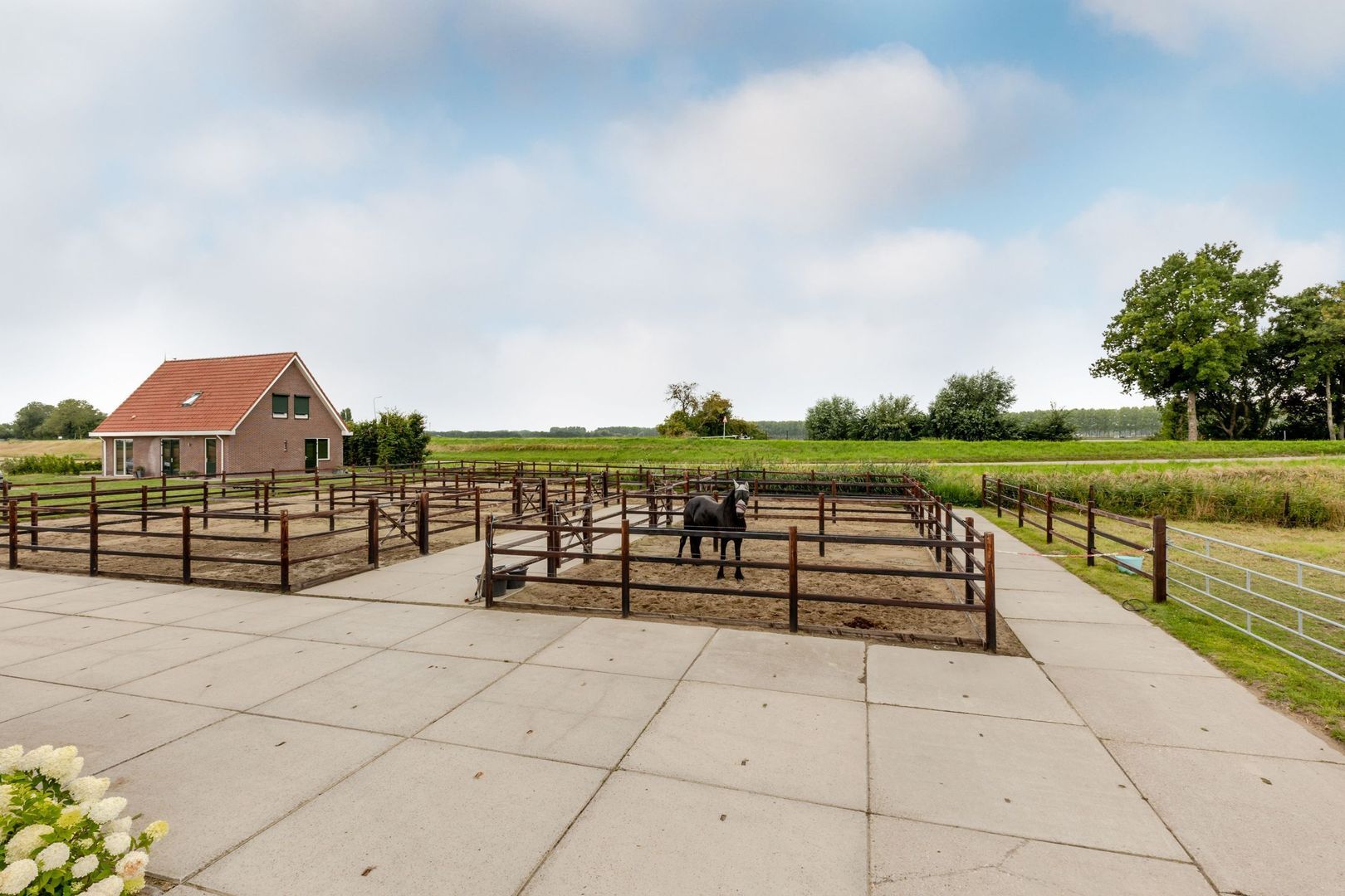 Ikkerseweg 2, Hellevoetsluis foto-9