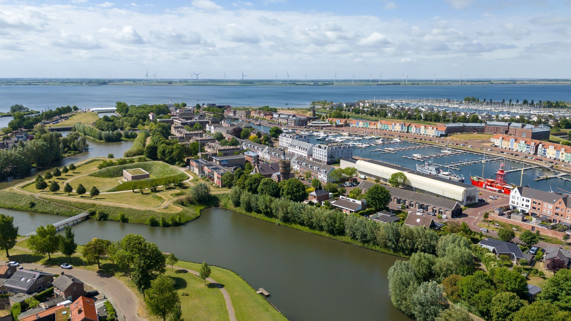 Opzoomerlaan 116, Hellevoetsluis foto-4