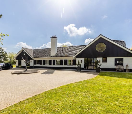 Haringvlietweg 2, Hellevoetsluis