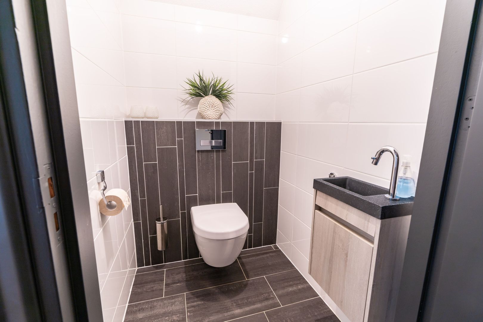 Doornweg 6 b, Rockanje foto-57