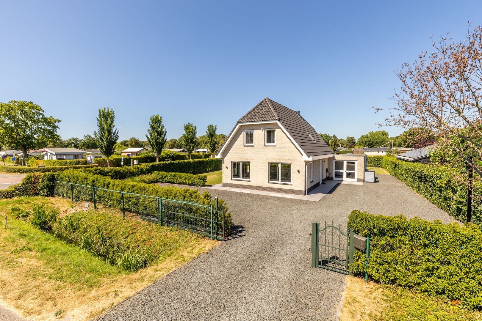 Zeehoeveweg 17, Oostvoorne foto-0