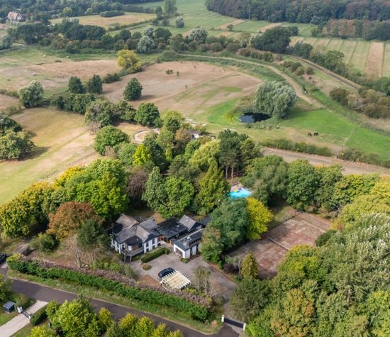 Middelweg 32, Rockanje