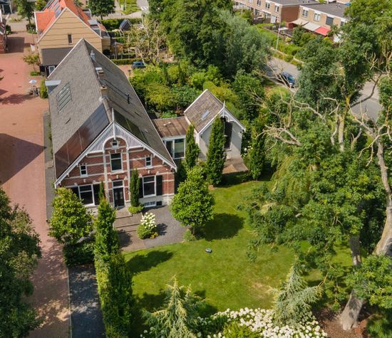 Eendrachtsdijk 4, Zevenhuizen