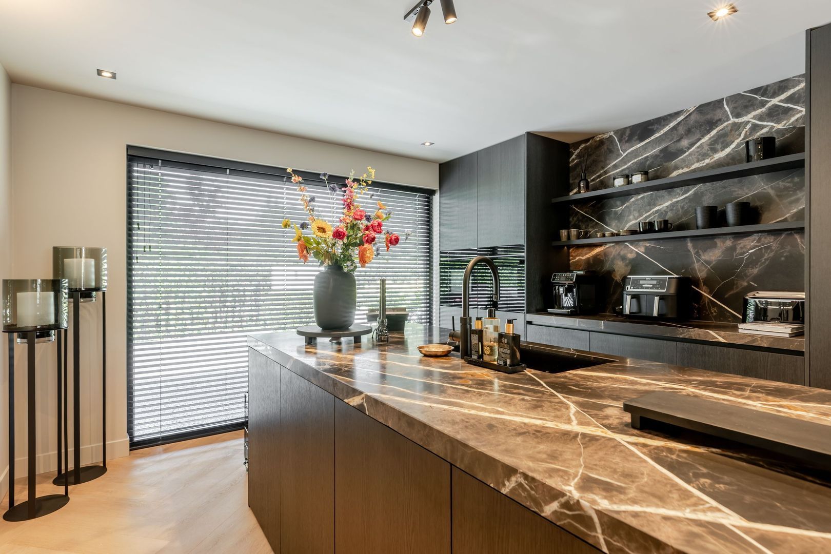 Binnenmaasoever 14, Maasdam foto-19