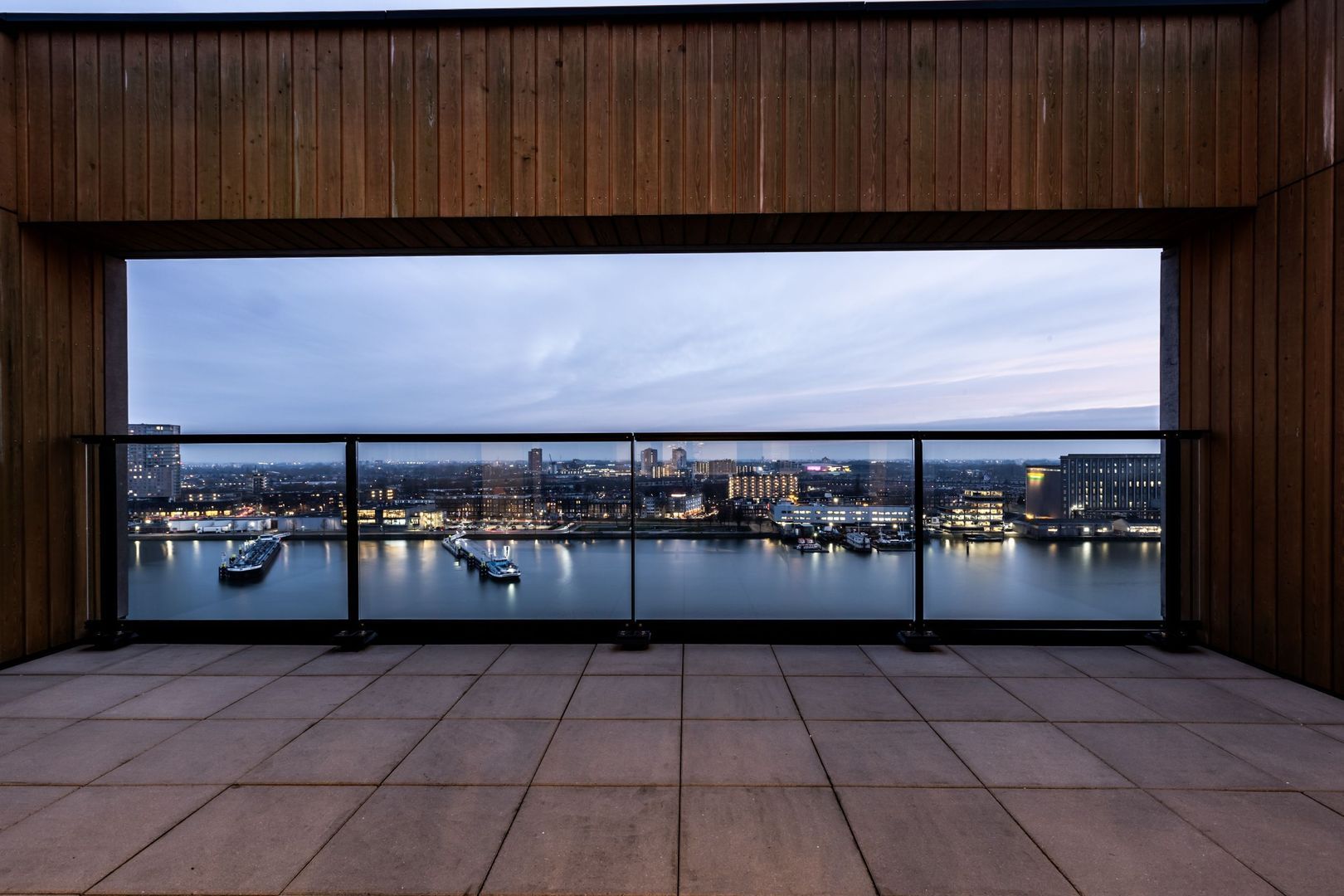 Maashaven N.z. 711, Rotterdam foto-23