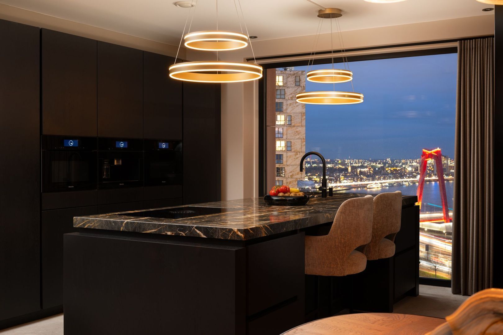 Wijnhaven 65 C18, Rotterdam foto-1