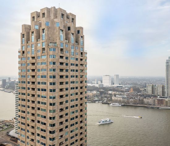 Van der Hoevenplein 232, Rotterdam
