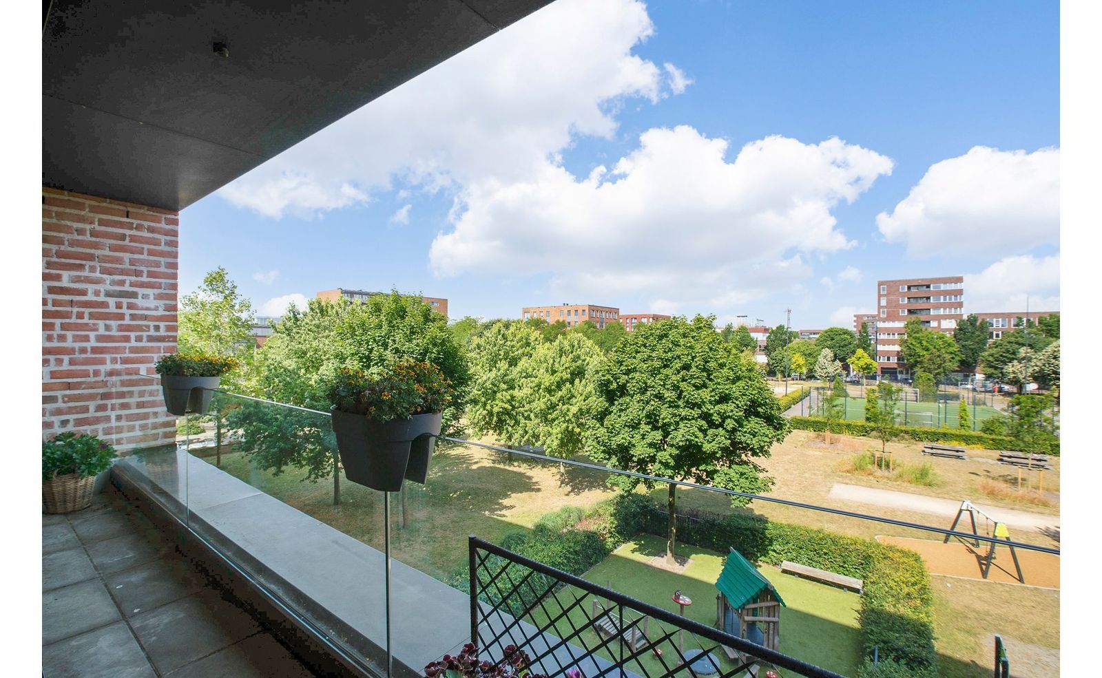 Erich Salomonstraat 124, Amsterdam foto-1