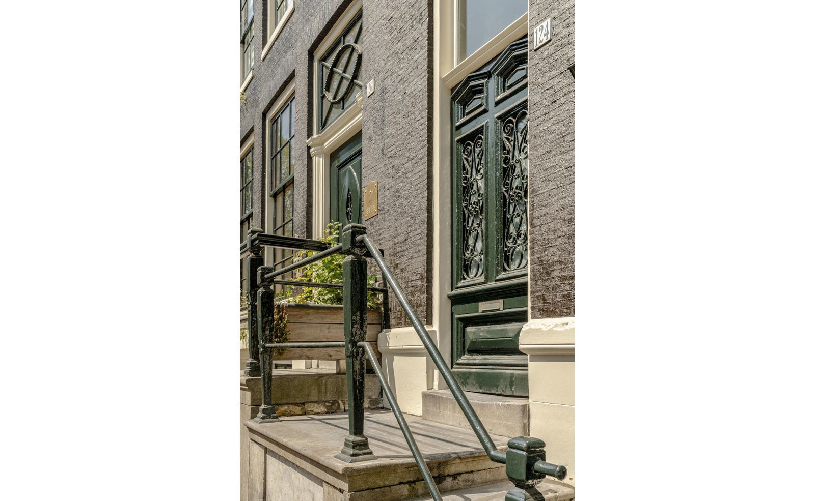 Oudezijds Achterburgwal 124, Amsterdam foto-1