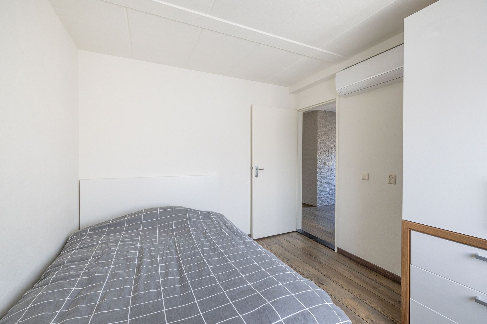 Narcissenpad 69, Stellendam foto-26