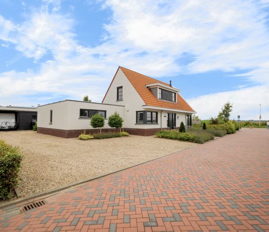 Elise van Calcarhof 2, Sommelsdijk