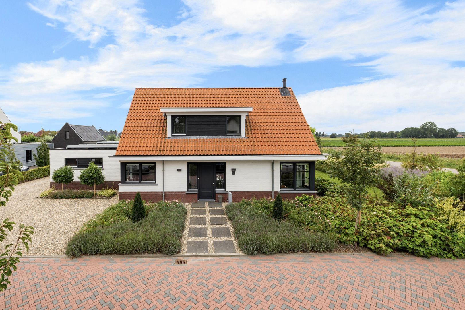 Elise van Calcarhof 2, Sommelsdijk foto-3