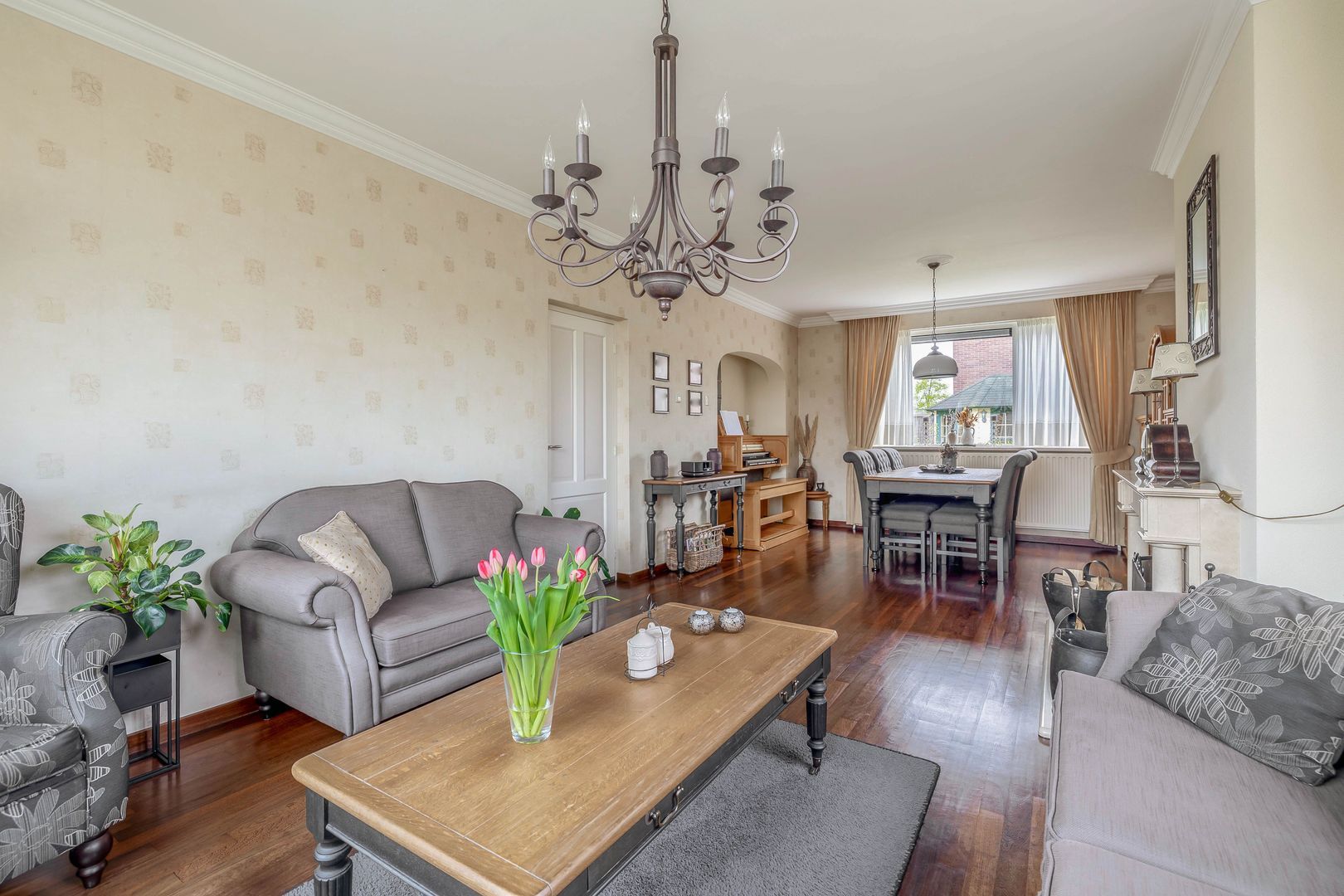 Irenelaan 4, Dirksland foto-1