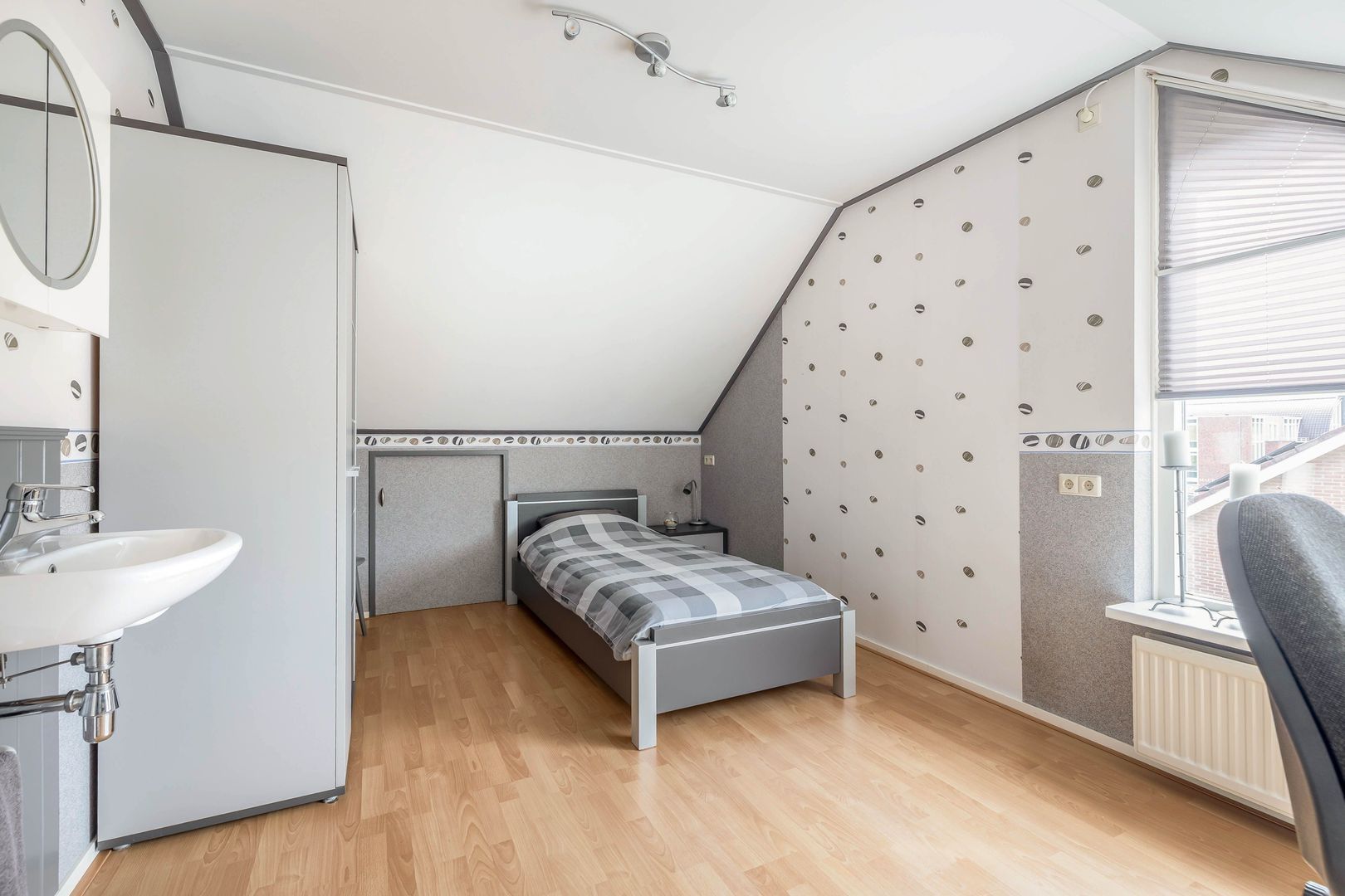 Irenelaan 4, Dirksland foto-33