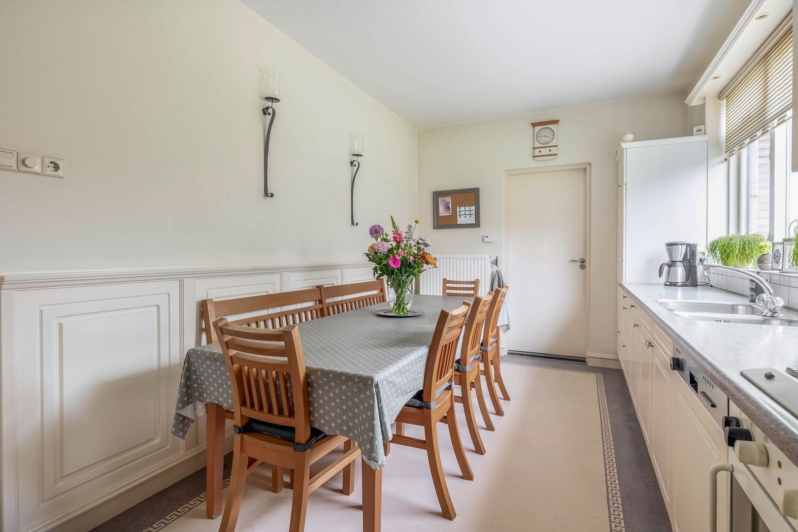 Irenelaan 4, Dirksland foto-13