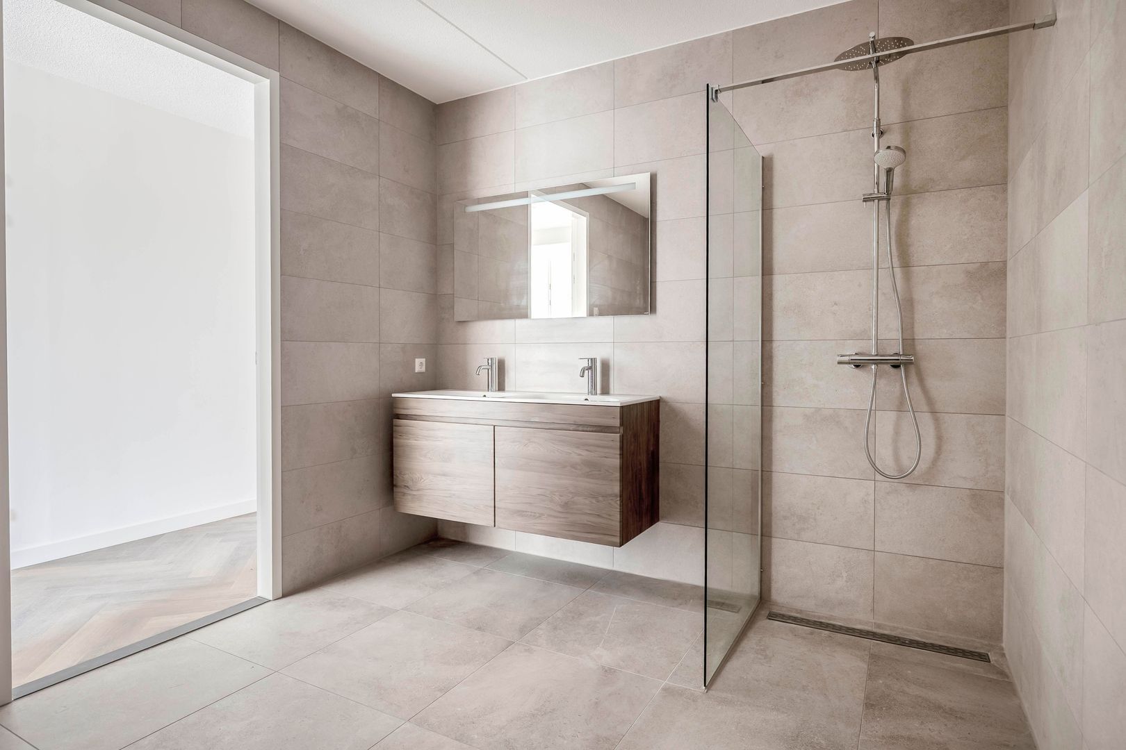 Oosthavendijk 114, Middelharnis foto-3