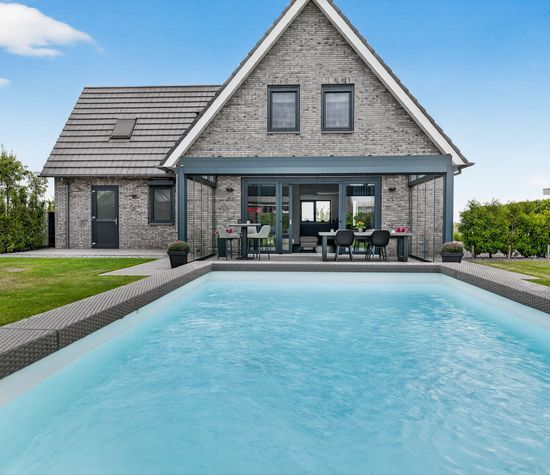 Zandweg 10, Achthuizen