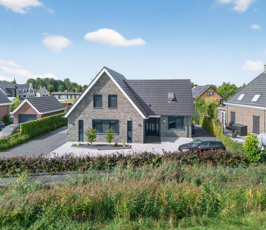 Zandweg 10, Achthuizen