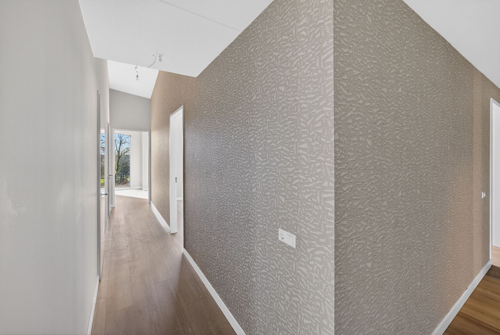 Oosthavendijk 123, Middelharnis foto-13