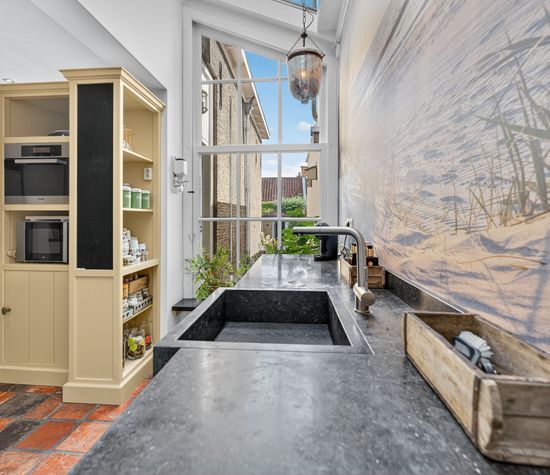 Voorstraat 20, Sommelsdijk