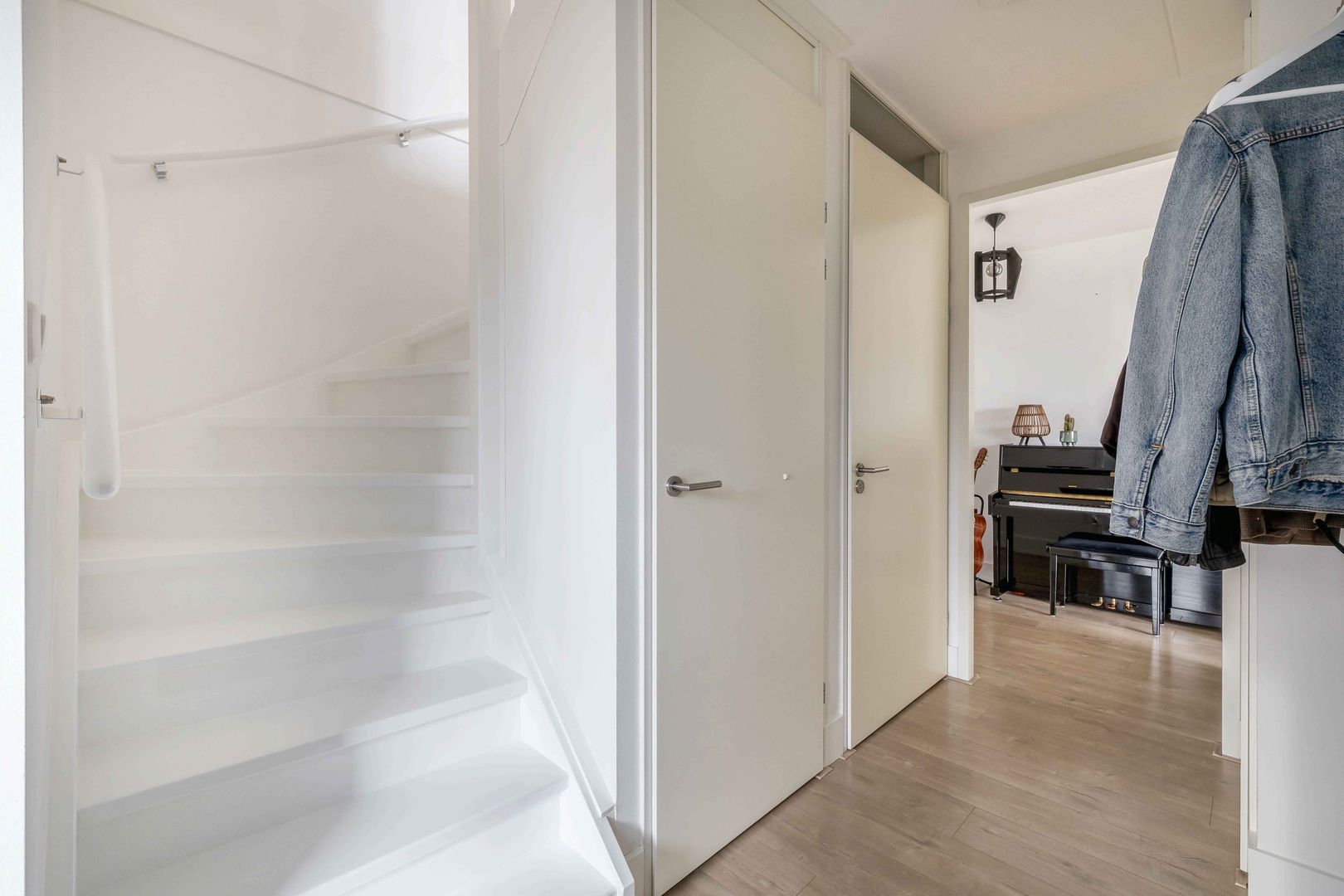 Joost van den Vondellaan 122, Middelharnis foto-9