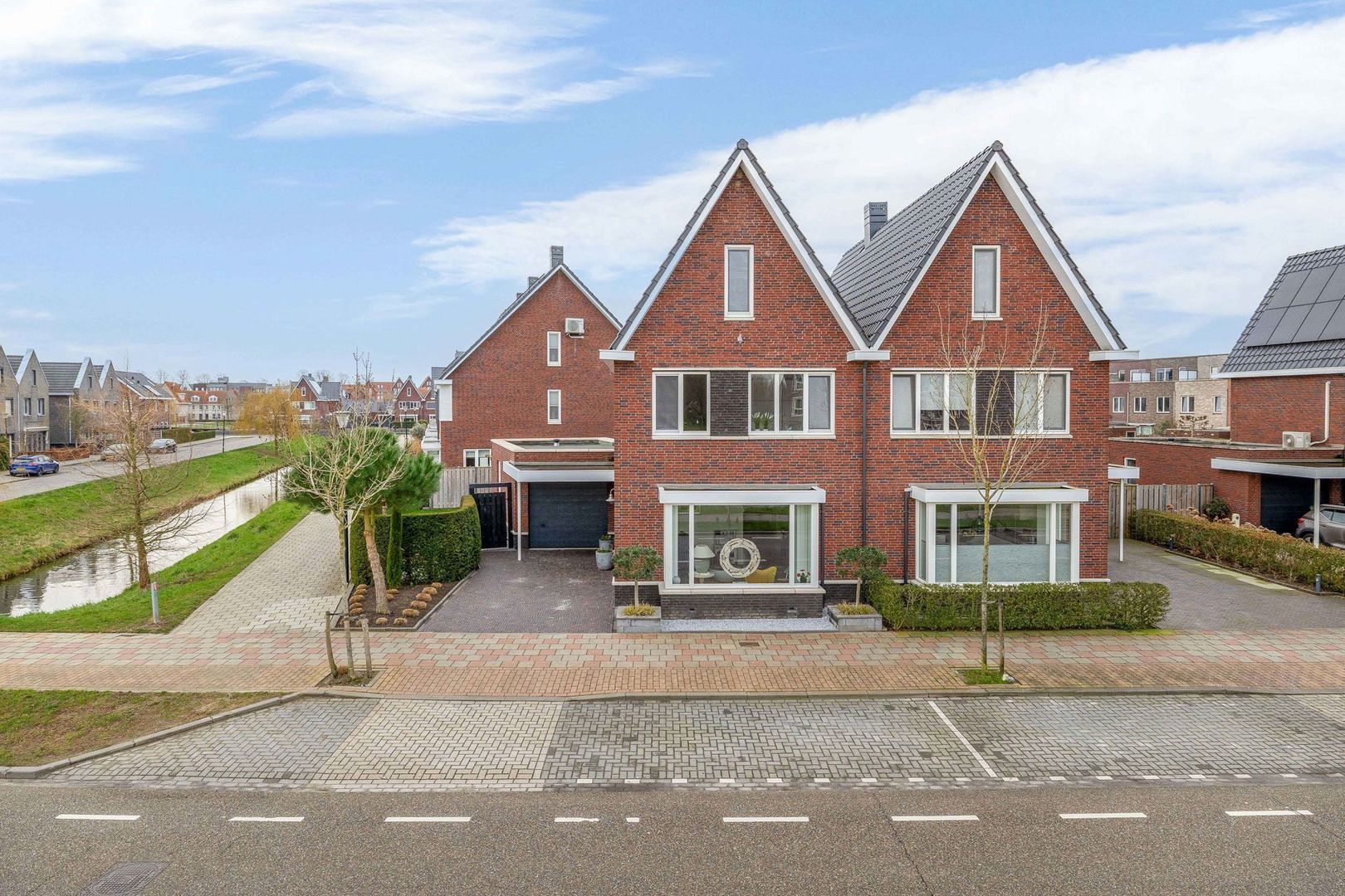 Joost van den Vondellaan 122, Middelharnis foto-4