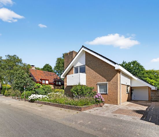 Kluut 38, Sommelsdijk