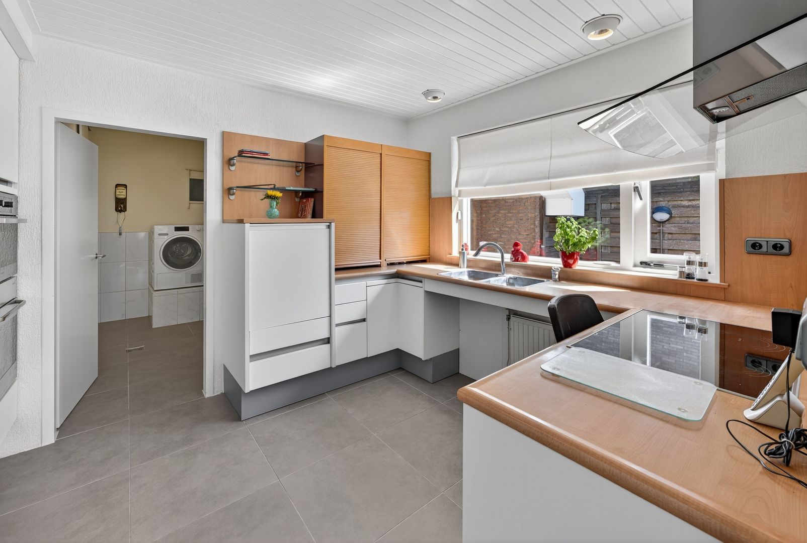 Kluut 38, Sommelsdijk foto-13