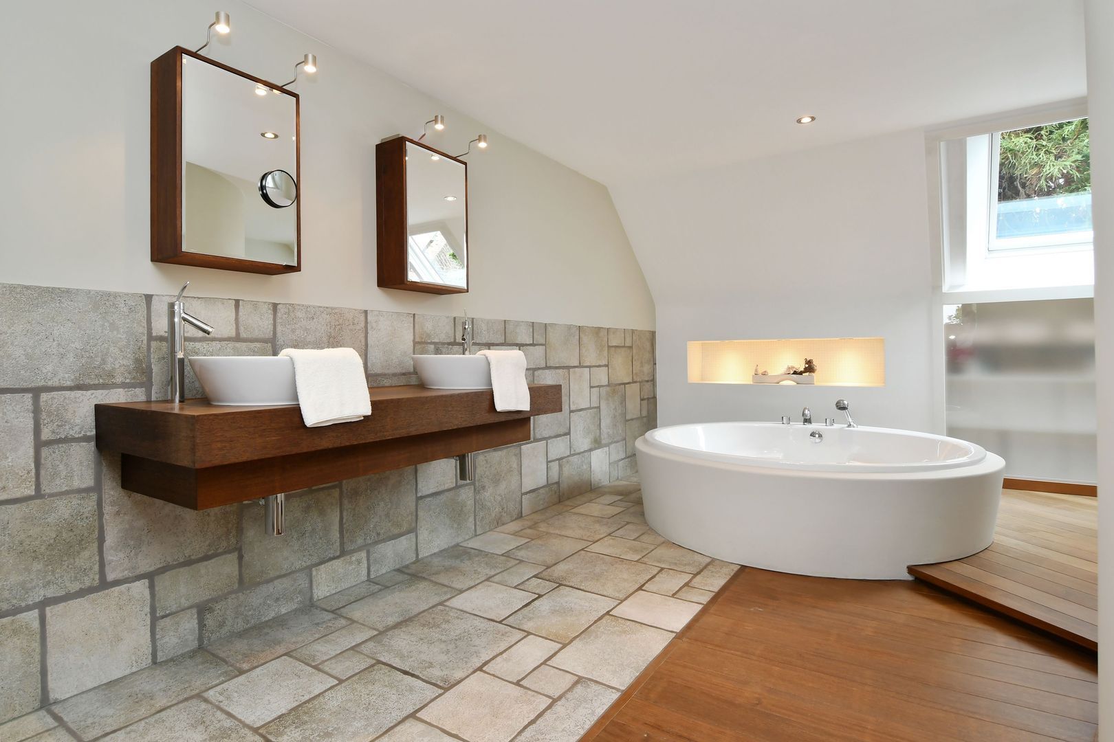 Maasheuvel 24 image 1