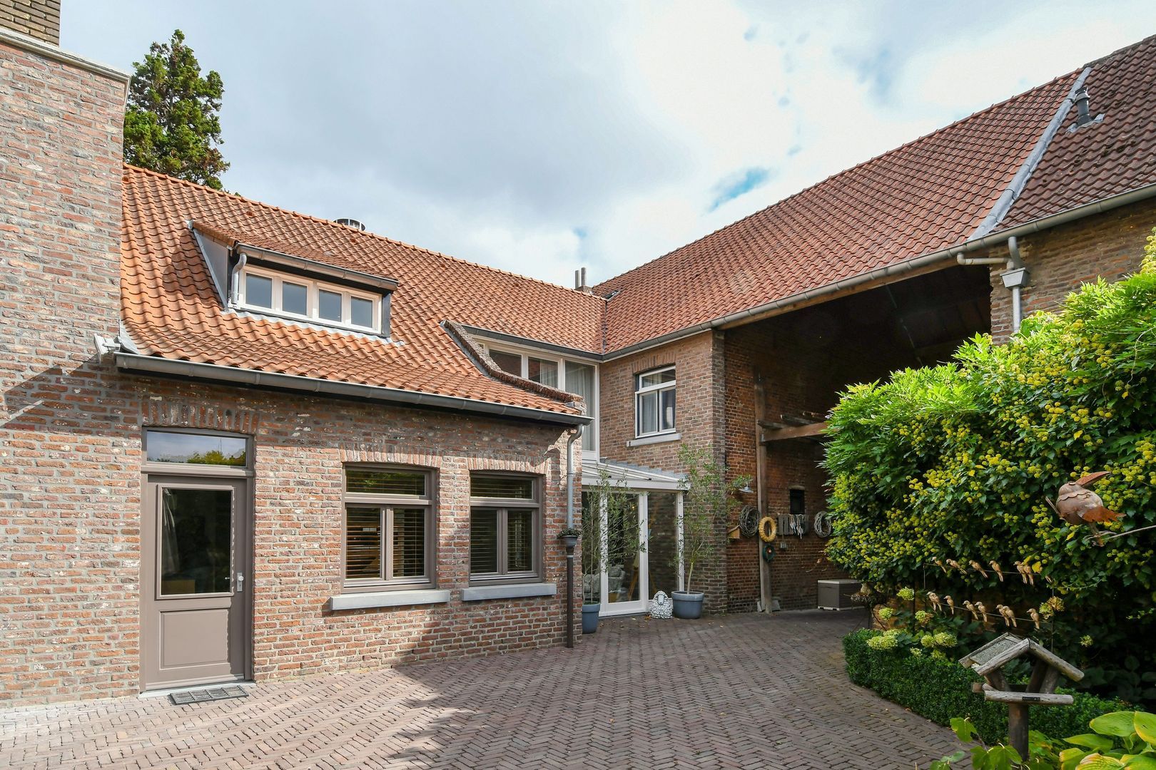 Maasheuvel 24 image 1