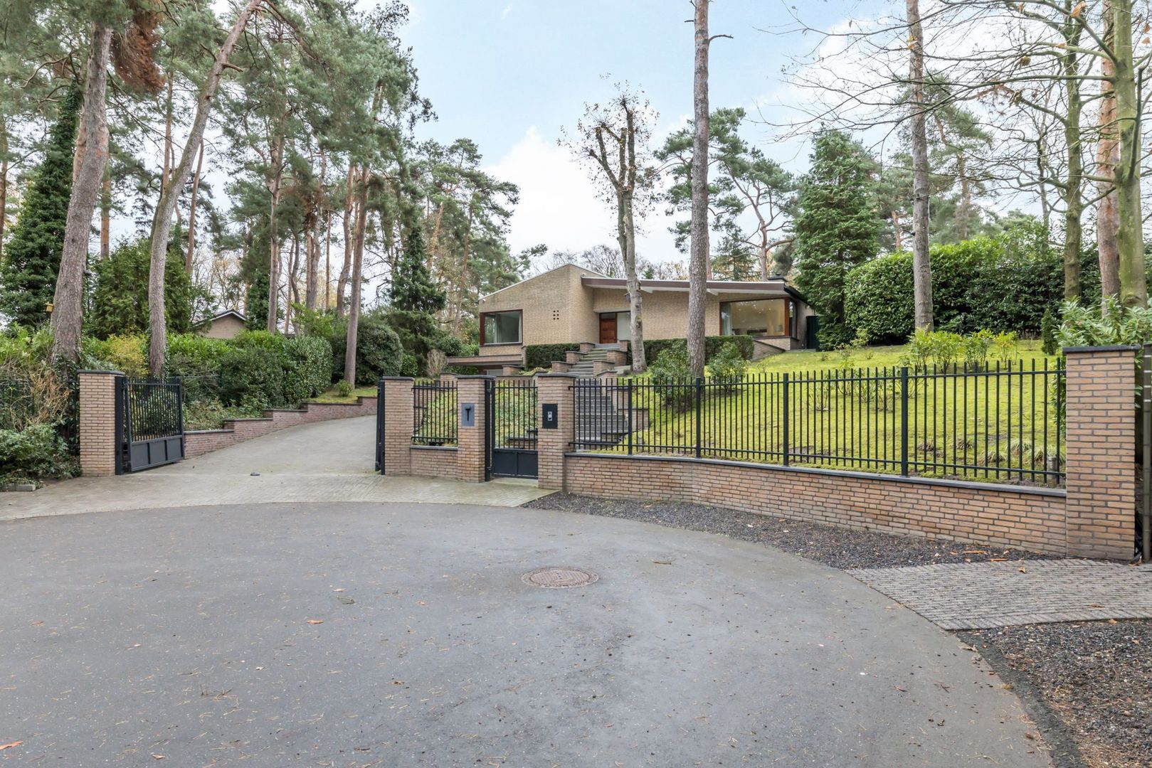 Vlekkenkamp 20 image 1