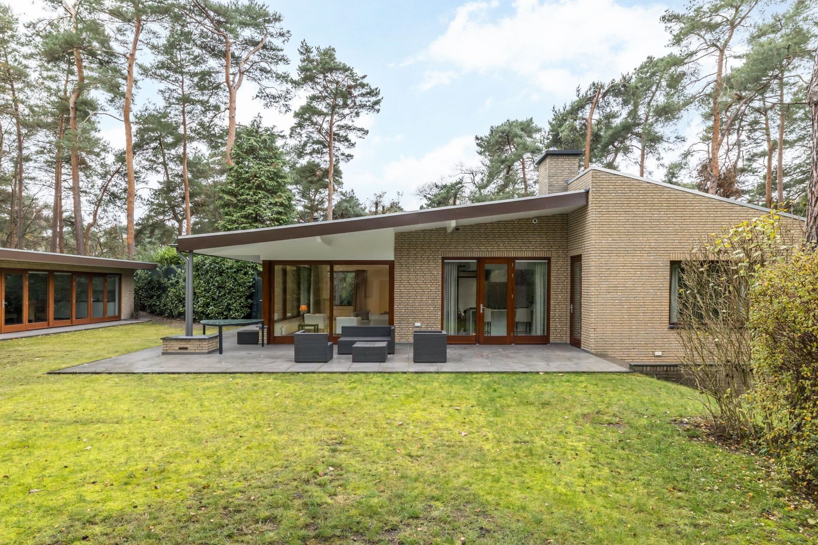 Vlekkenkamp 20 image 1