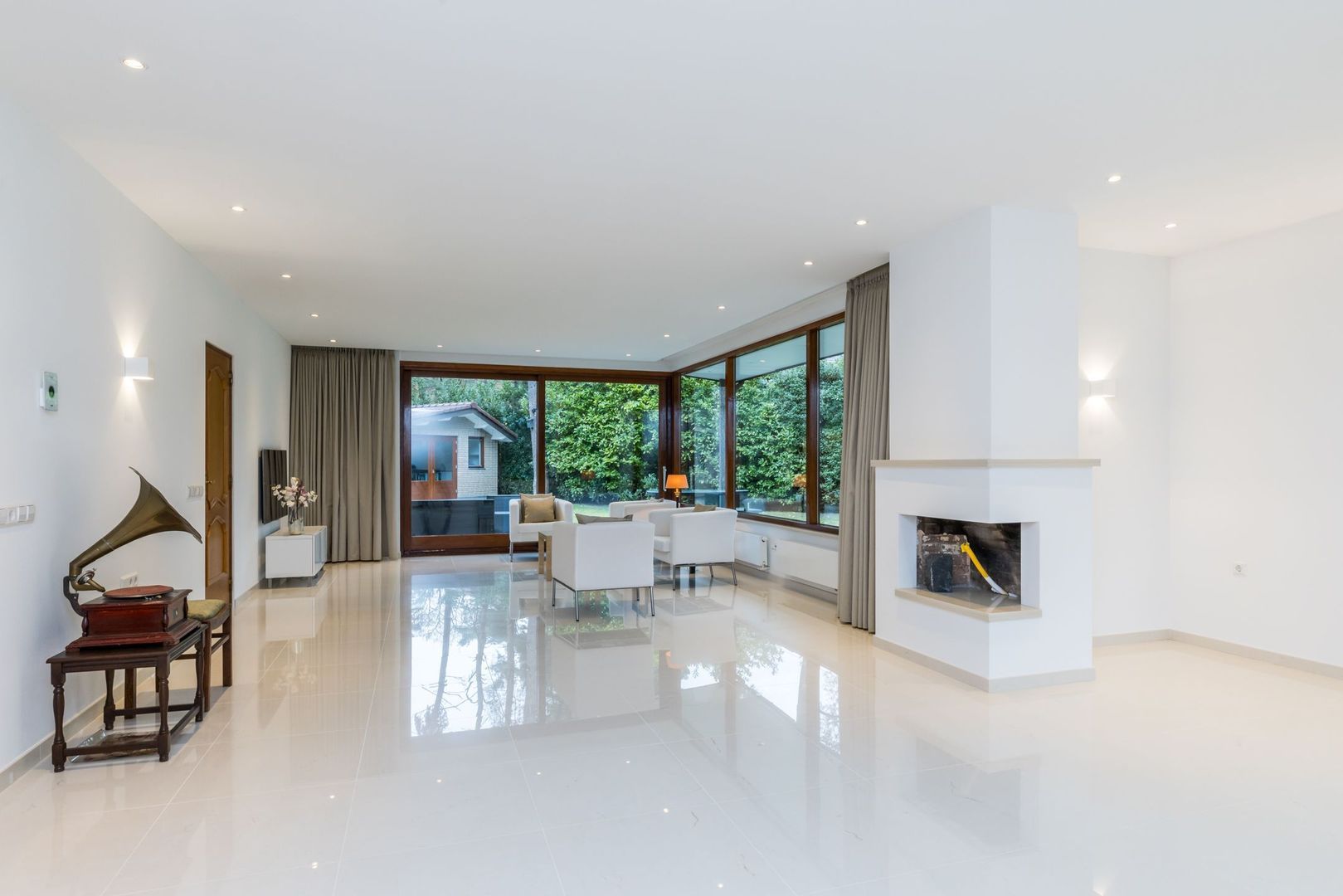 Vlekkenkamp 20 image 1