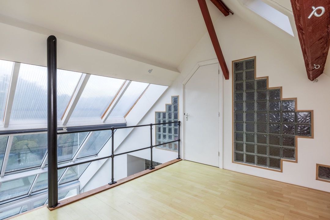 Ruscher 1 image thumbs 1