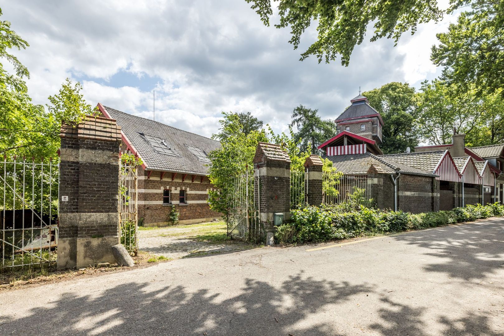 Imstenrade 2 image 1