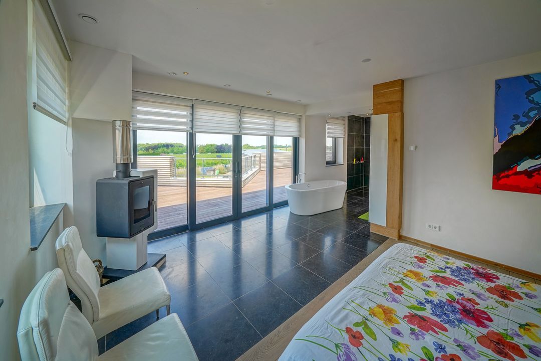 Raar 49 b image thumbs 1