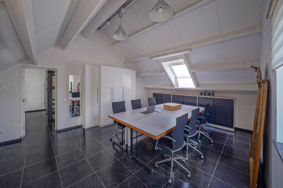 Raar 49 b image thumbs 1