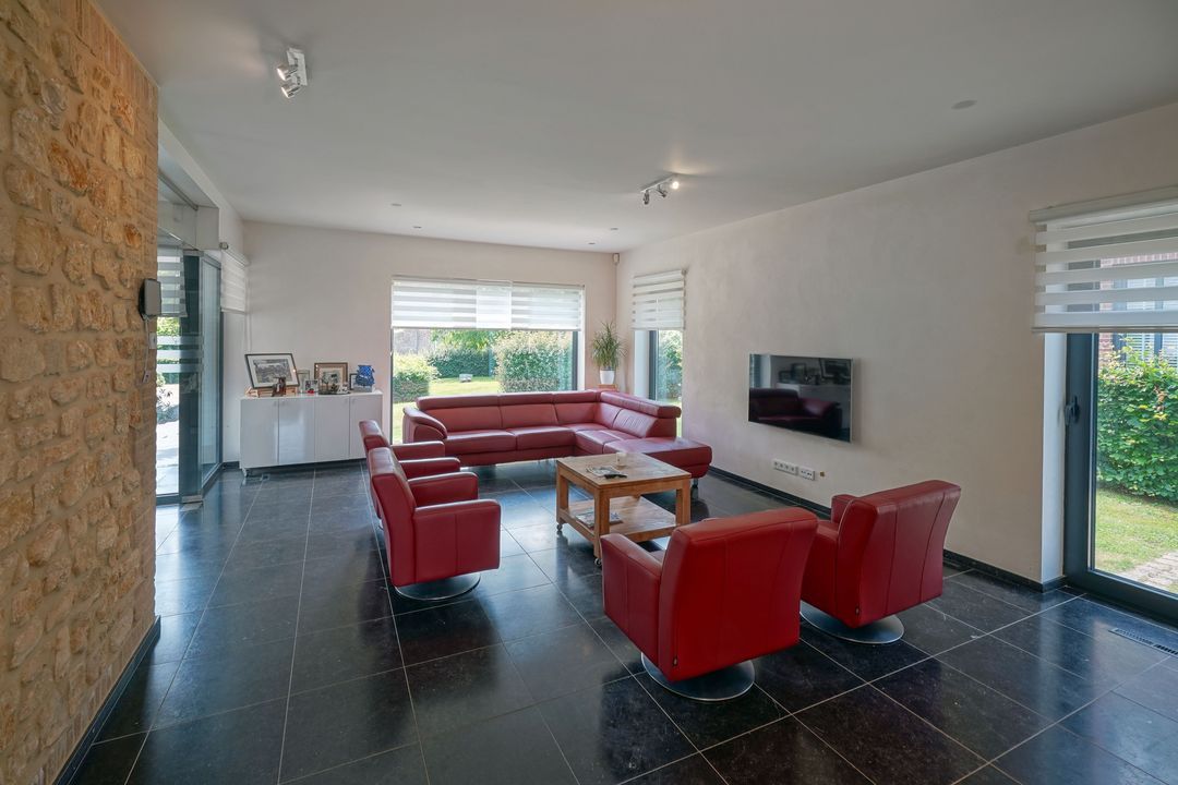 Raar 49 b image thumbs 1