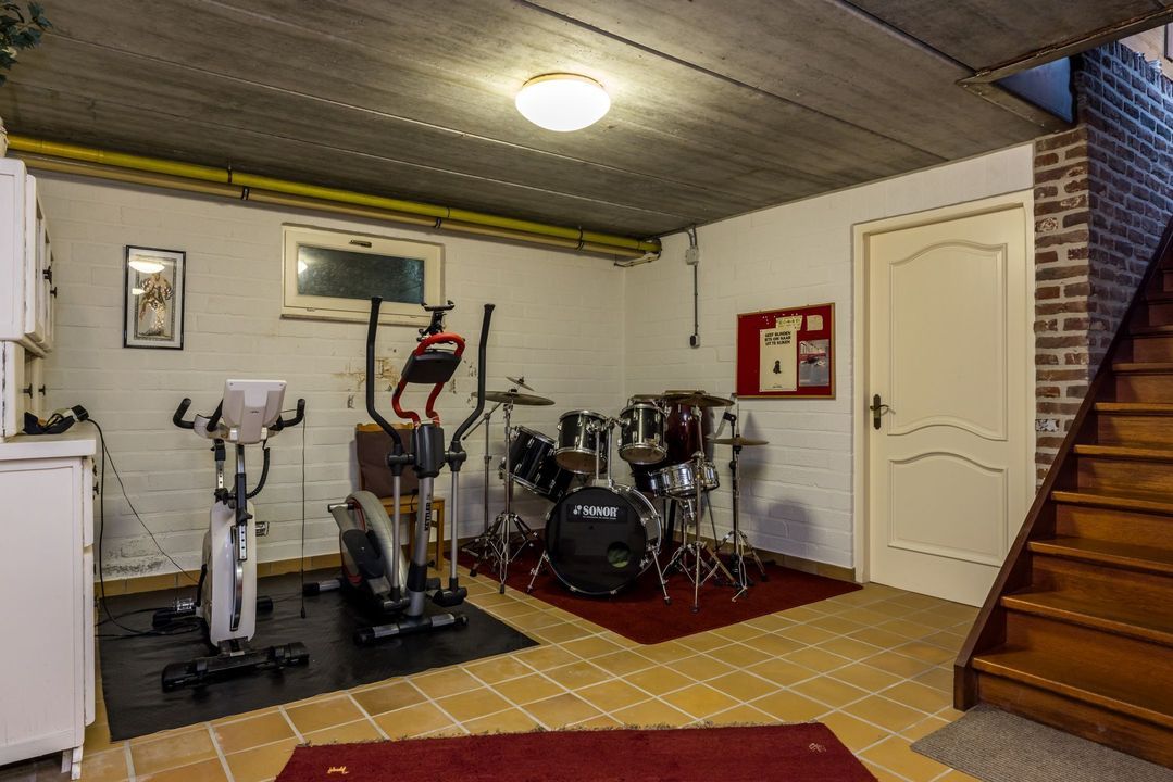 Nierhoven 10 image thumbs 1