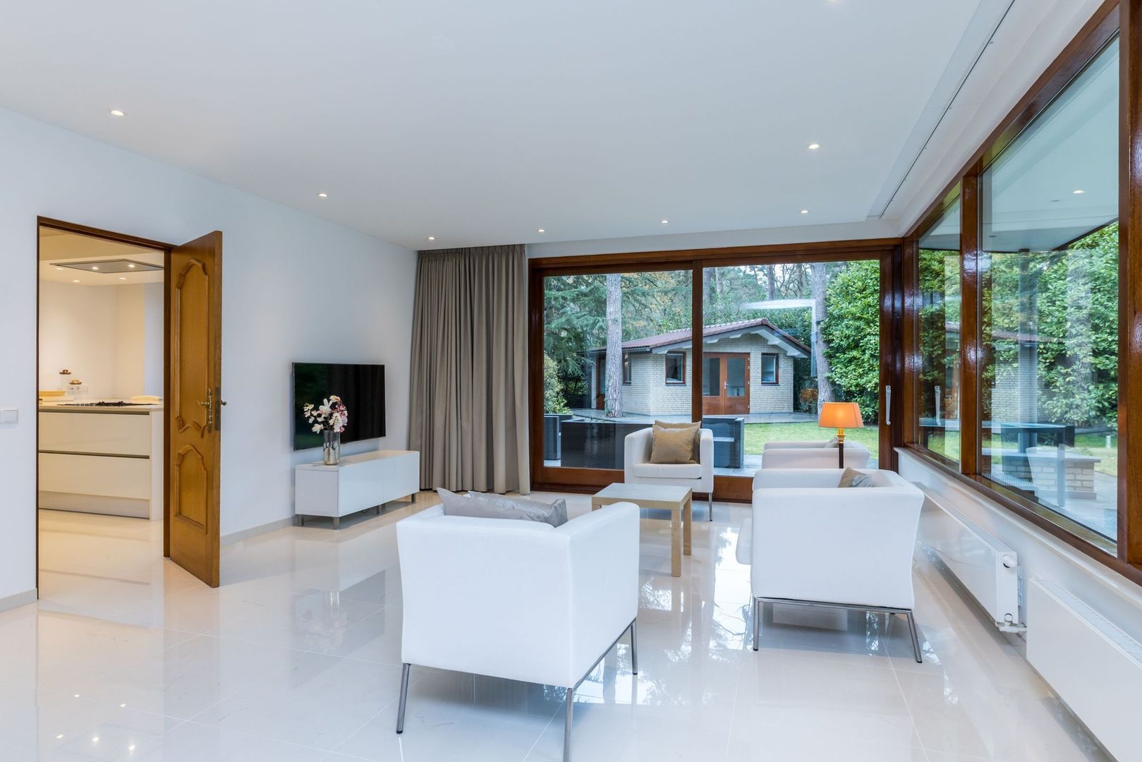 Vlekkenkamp 20 image 1