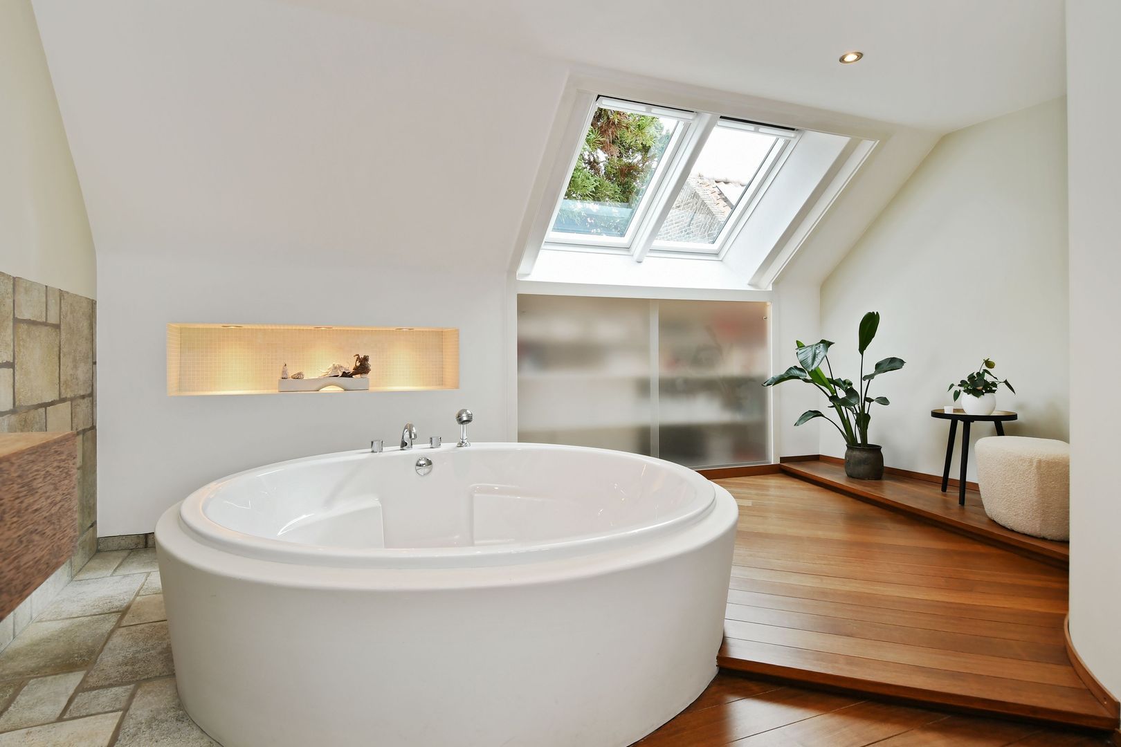 Maasheuvel 24 image 1