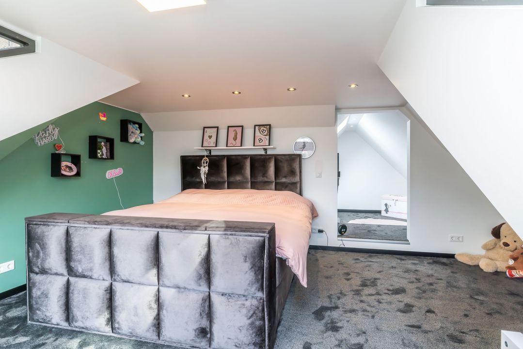 Achter de Kerk 4 image thumbs 1