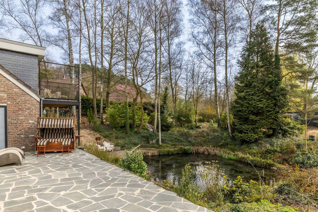 Achter de Kerk 4 image thumbs 1