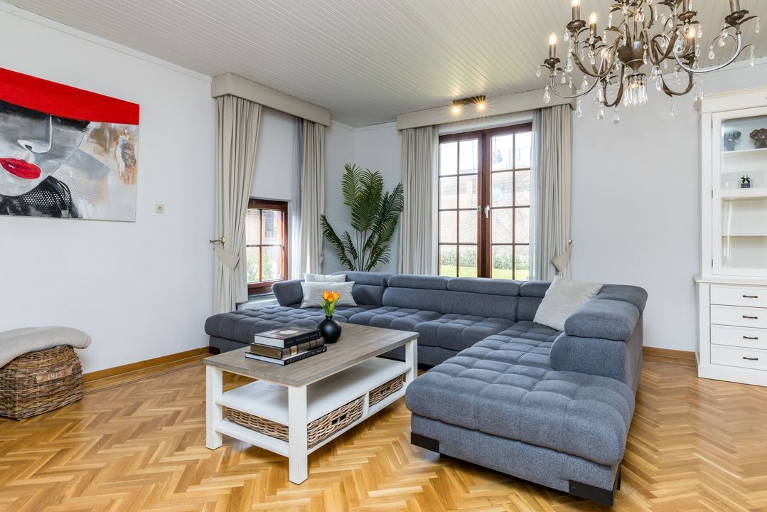 Achter de Kerk 4 image thumbs 1