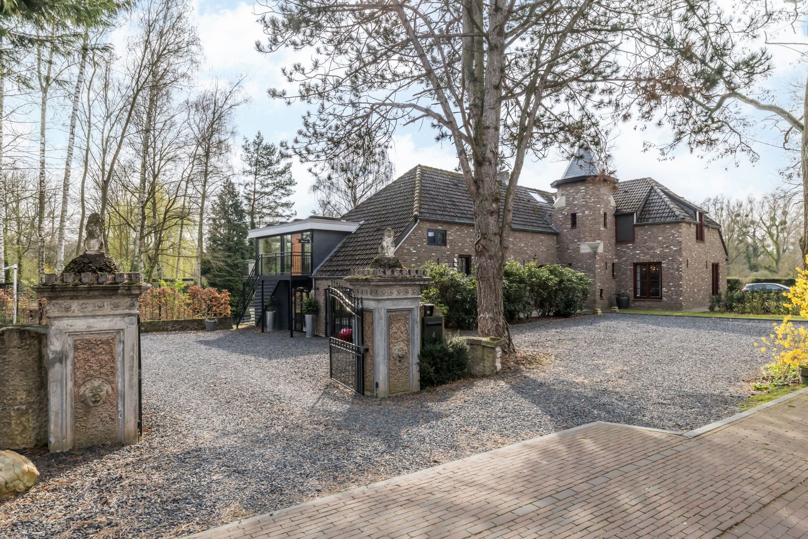 Achter de Kerk 4 image 1