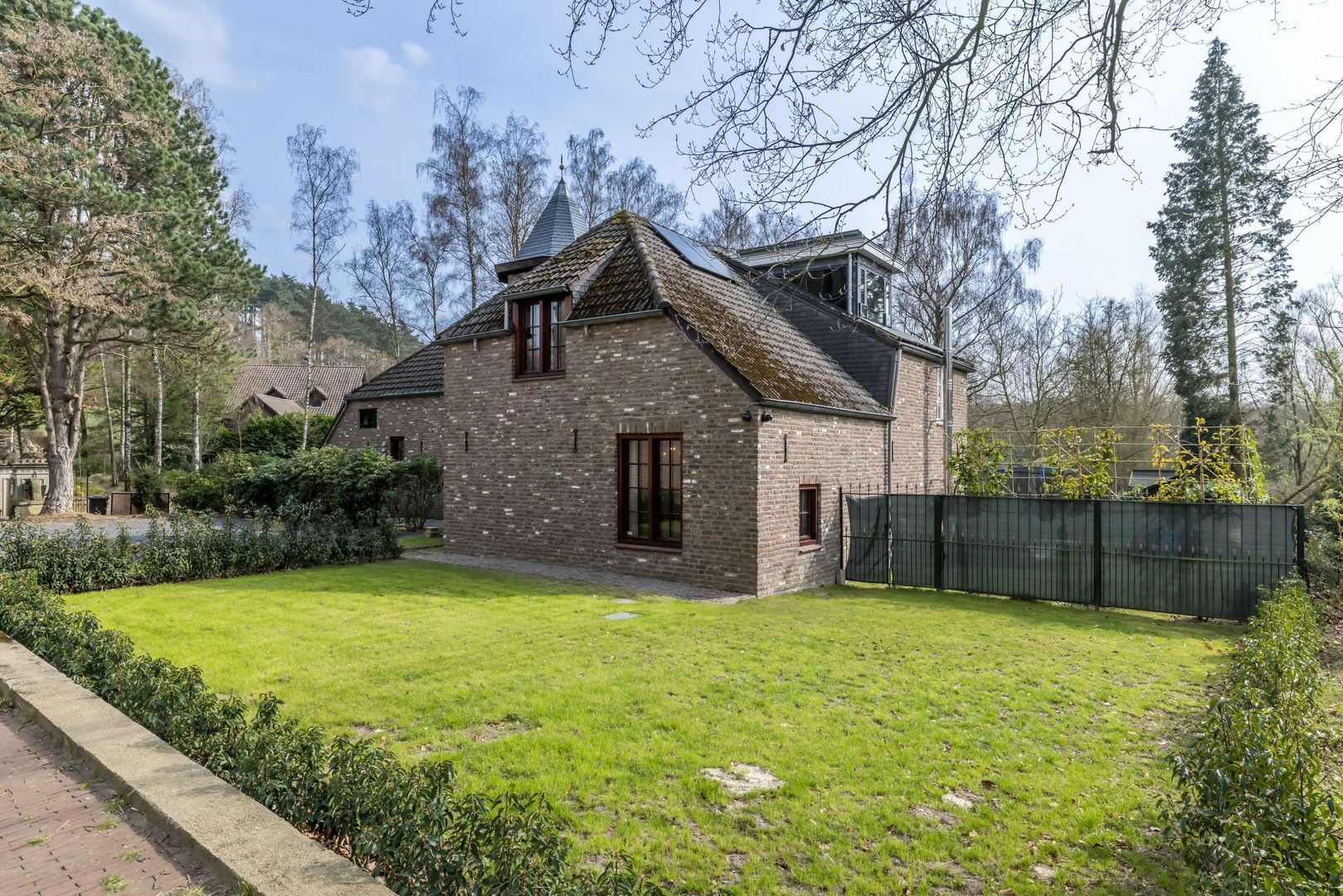 Achter de Kerk 4 image 1