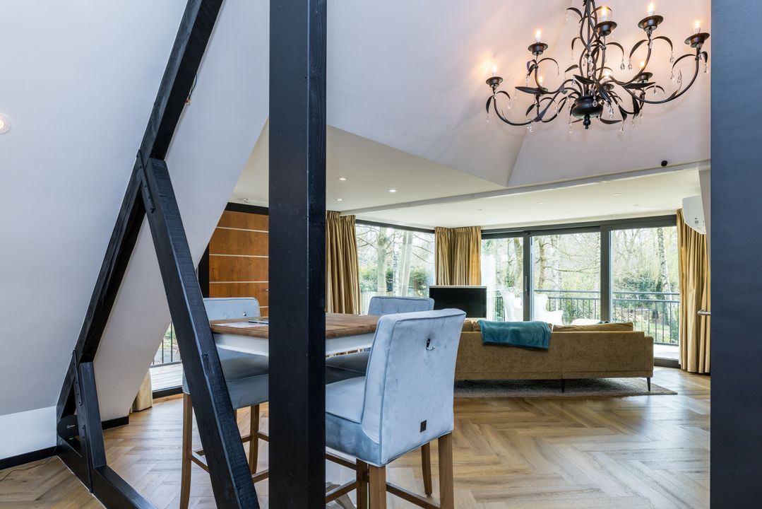 Achter de Kerk 4 image thumbs 1