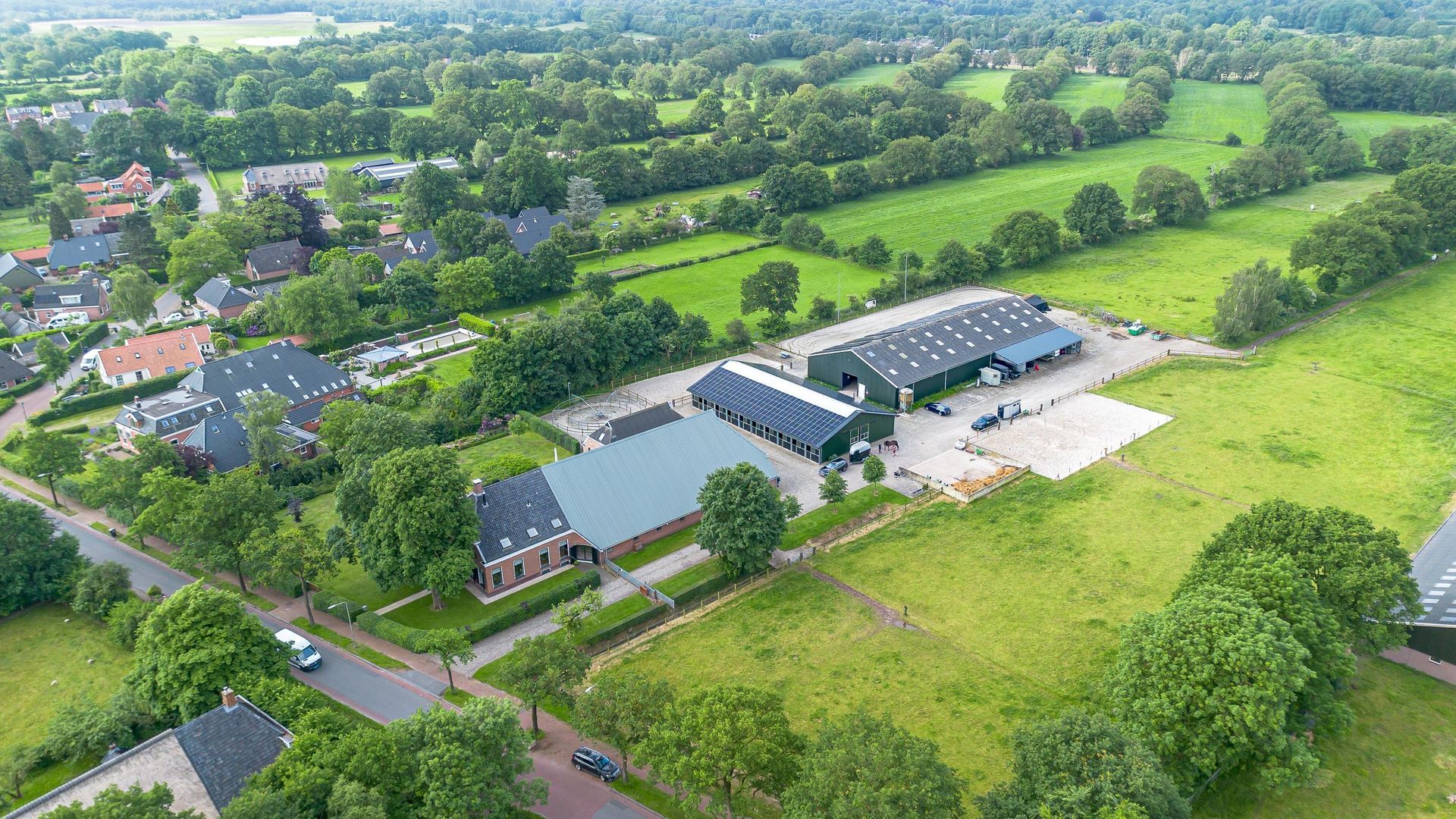 Dorpsweg 5, Onnen foto-2